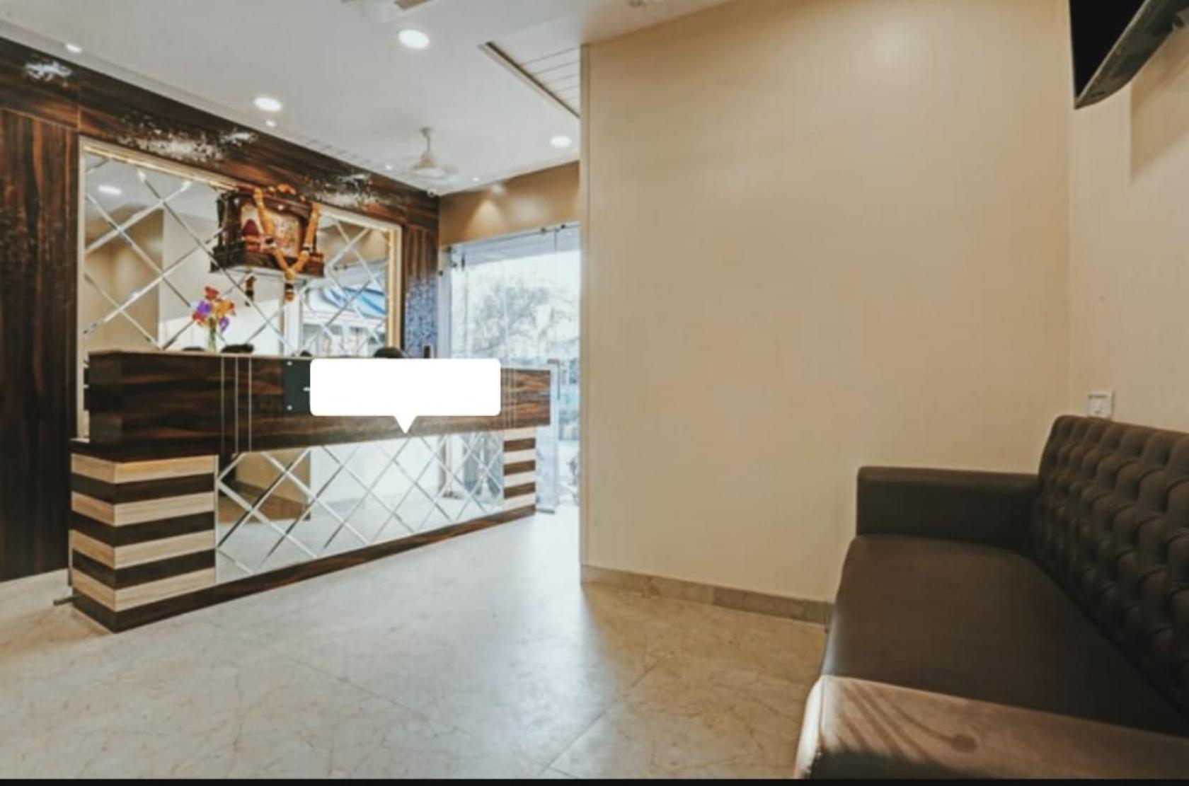 The Kiwwi Hotel Mumbai Exterior photo