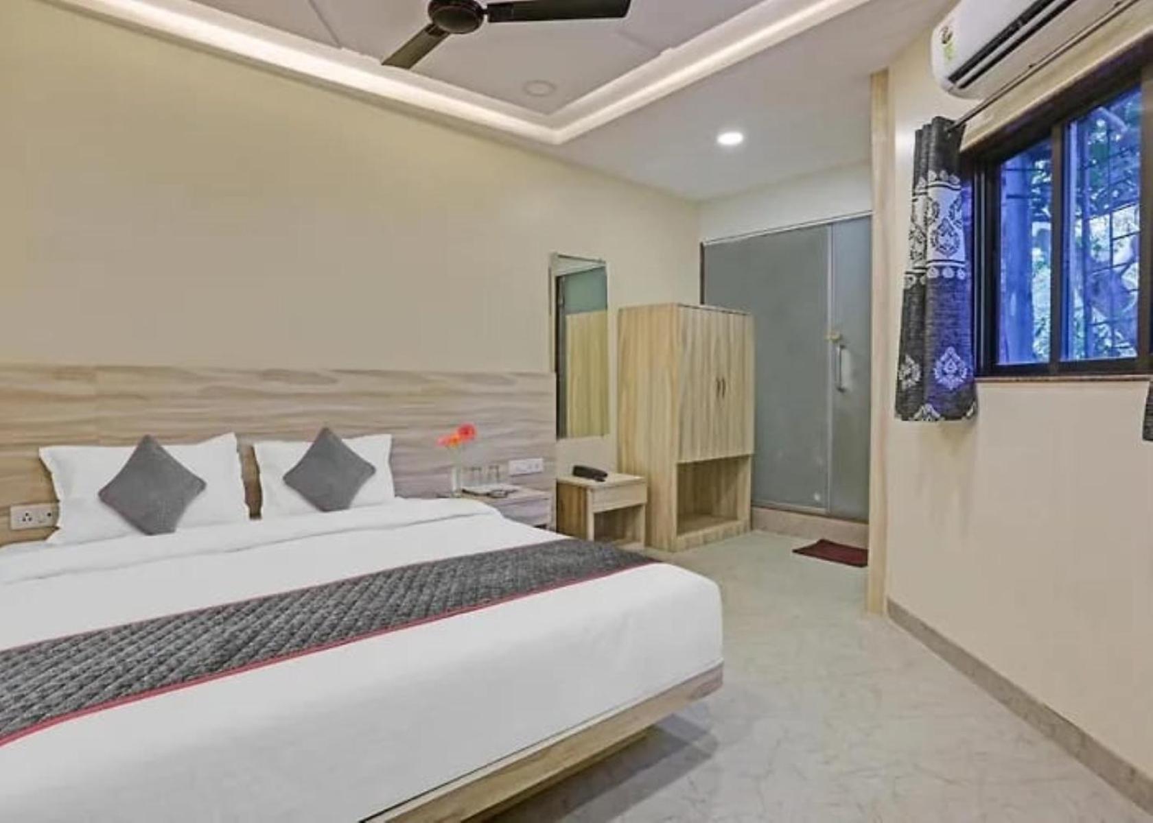 The Kiwwi Hotel Mumbai Exterior photo